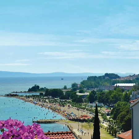 Nice Apartment In Omis With House Sea View Exterior photo