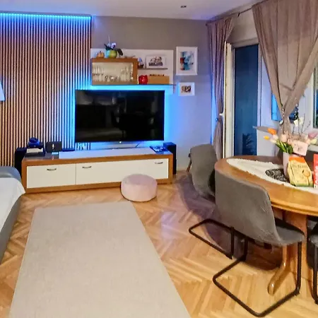Nice Apartment In Omis With House Sea View Exterior photo