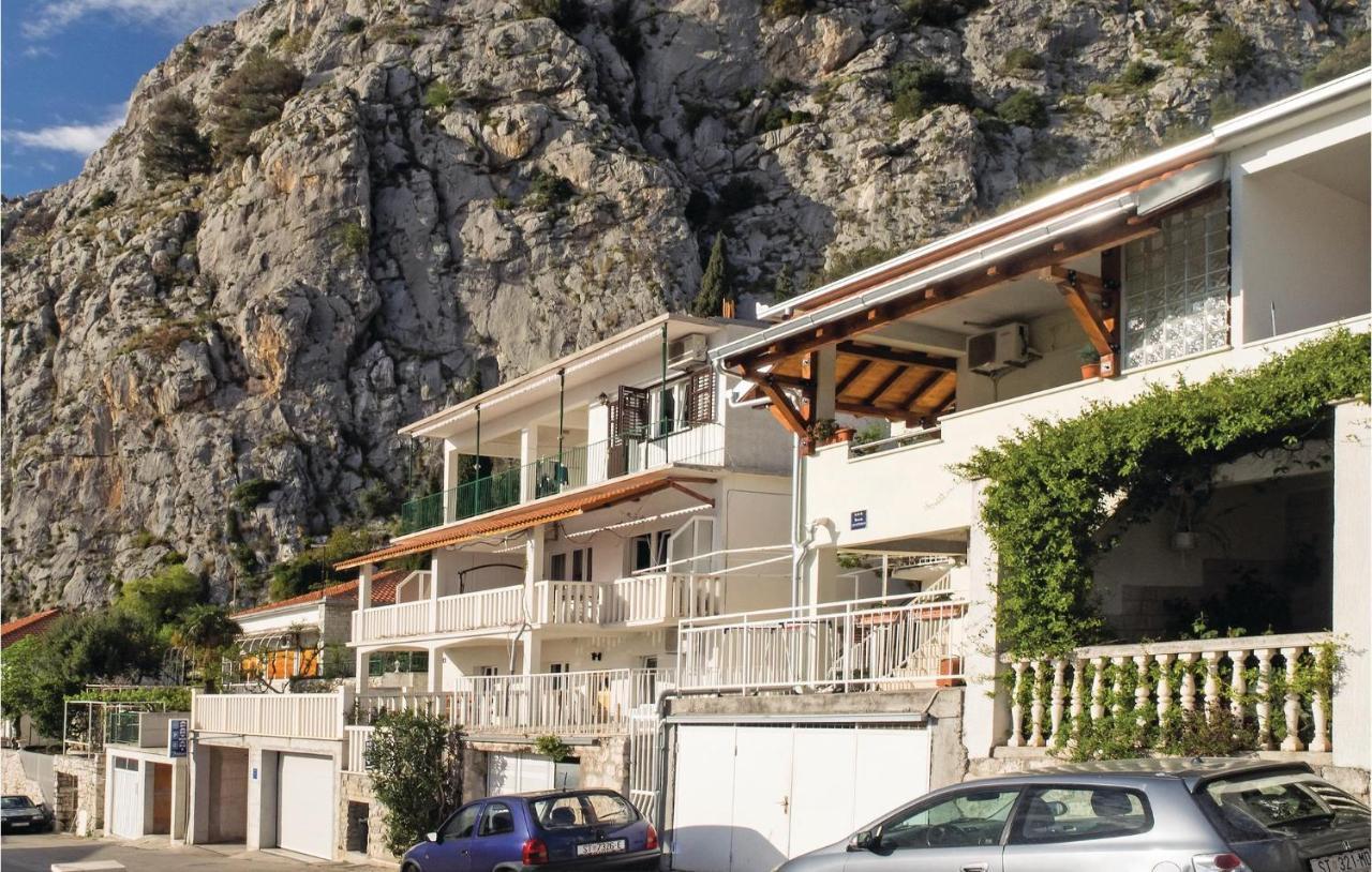 In With House Sea View Apartment Omis