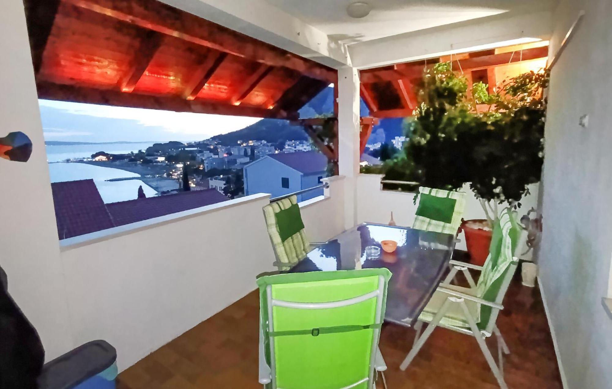 Apartment In With House Sea View